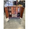Image 1 : VICTROLA VINTAGE RCA VICTOR DUAL RECORD PLAYER STEREO CABINET. IN GOOD, ORIGINAL CONDITION