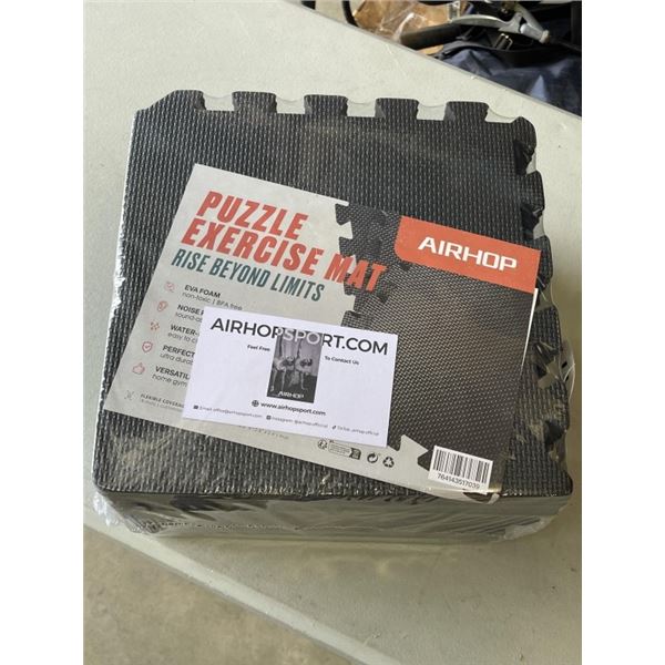 NEW PACK OF PUZZLE FLOOR MATS