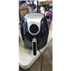 Image 3 : INSTANT POT VORTEX AIR FRYER OVEN AND INSIGNIA AIR FRYER