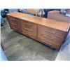 Image 4 : 9 DRAWER MCM DRESSER ON WHEELS W/ MIRROR