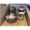 Image 7 : 16 PCS ROYAL ALBERT 'HEIRLOOM' BONE CHINA