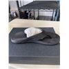 Image 4 : NEW OLUKAI TUAHINE BLACK / BLACK SIZE MENS 8