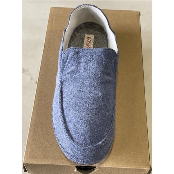 NEW OLUKAI NOHEA HULU NAVY / NAVY  SIZE WOMENS 9
