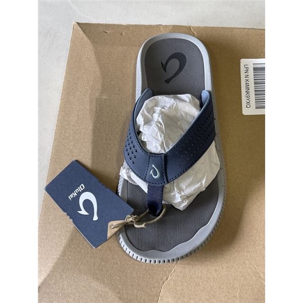 NEW OLUKAI ULELE BLUE DEPTH / CHARCOAL SIZE MENS 8