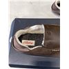 Image 6 : NEW OLUKAI MOLOA SLIPPER DK WOOD / DK WOOD  SIZE MENS 12