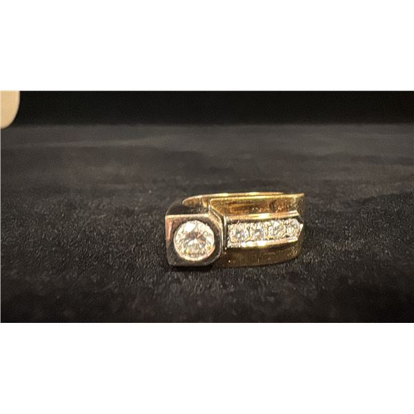 APPROX 18K LADIES RING SET WITH DIAMONDS (.04-.45CT, 8.2G)