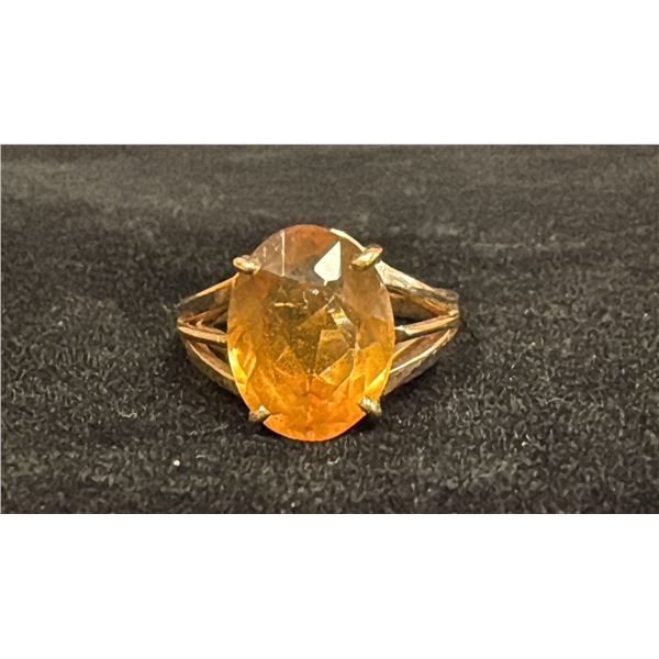 APPROX 10K+ LADIES RING SET WITH YELLOW STONE (5.8G)