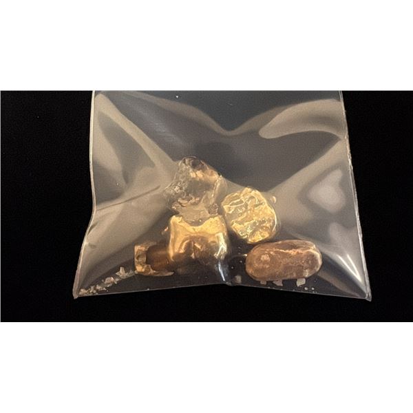 GOLD CROWNS (18.9G)