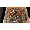 Image 2 : MISC COSTUME JEWELRY