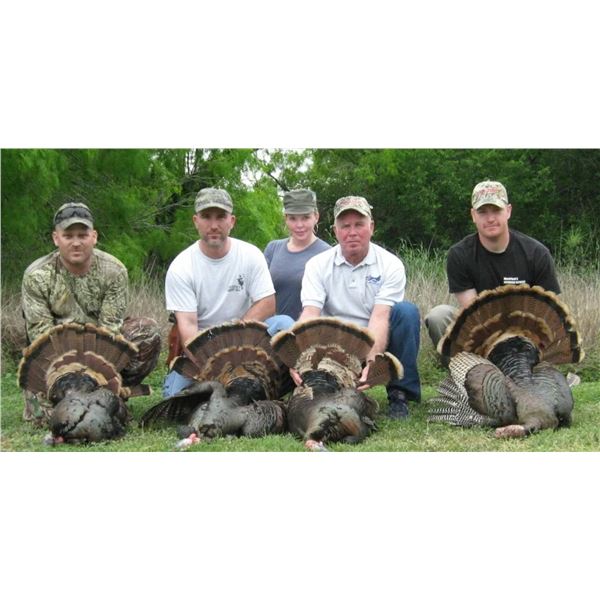 Y BAR RANCH: 3-Day Spring Turkey Hunt for One Hunter in Texas