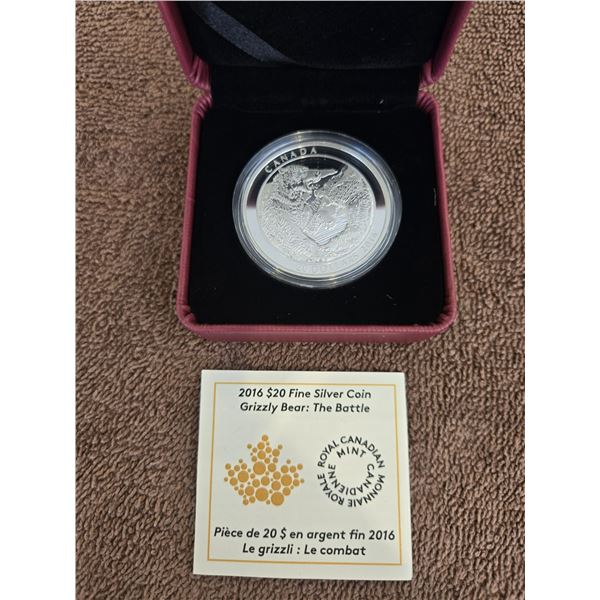 24 - RCM - 2017 Canadian $20 fine silver soin "Grizzly Bear: The Battle" 1 oz. 99.99% pure silver.  
