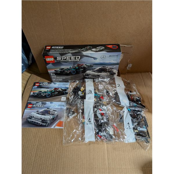New in Package (Box Damaged) Lego Speed Champions Set 76909