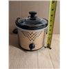 Image 2 : Wonder Woman Branded Slow Cooker Mod/DCW-200 (Not tested)