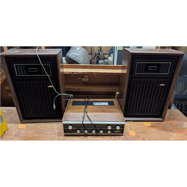 Viking Speakers w/ FM/AM Radio Stereo (Not tested)