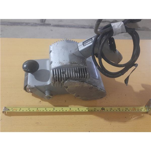 Vintage belt sander. (Untested)