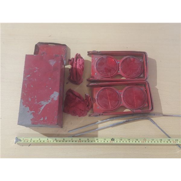 Vintage Grote Reflectors No. 70 Flameless Flare roadside safety reflectors.