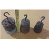 Image 2 : Vintage cast iron hanging scale weights.