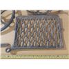Image 2 : Antique cast iron parts for a Singer treadle sewing machine.