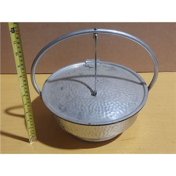 Vintage Nasco Italy hammered aluminum casserole dish with a hinged lid. (Glass bowl have 2 chips)