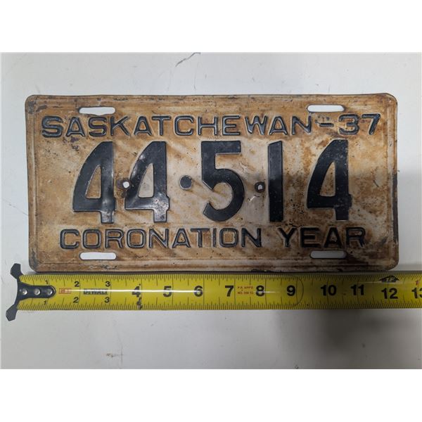 37' Sask License Plate "Coronation Year" 44-514