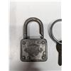 Image 2 : Vintage Master Lock Co Lock and Key (Works)