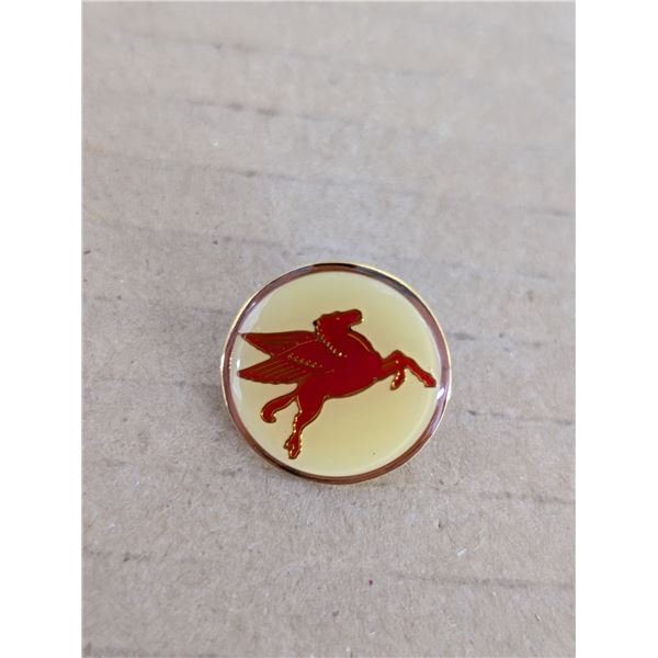 Vintage Mobile Oil Pegasus Label Pin