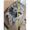 Image 5 : Large Vintage Millennium Falcon Star Wars Model 33x22"