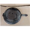 Image 3 : Antique 11 1/2" Griddle Made in USA