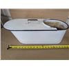 Image 2 : 1940s Ingram & Bell Limited  Canada Medial Laboratory/Hospital Pan Steel and Enamel