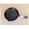 Image 1 : 7 3/4" Small Cast iron Pan