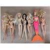 Image 1 : (7) Old Barbies