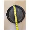 Image 2 : Findlay #9 (No.9) Cast Iron Pan Reasoning