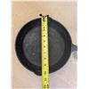 Image 2 : Kitchen Aid 10" Cast Iron Pan EUC