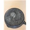Image 3 : Kitchen Aid 10" Cast Iron Pan EUC