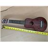 Image 2 : 1970 Ukulele From Hawaii