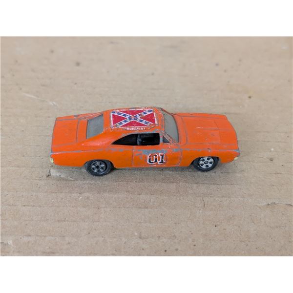 The ERTL Co Replica General Lee Car Dukes of Hazzard 1981 Die Cast