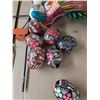 Image 4 : Lot of Misc. Décor (Pottery Duck, Wood Wall Décor, and etc.)