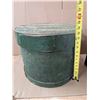 Image 5 : Vintage Storage Wooden Round Box  14x17"