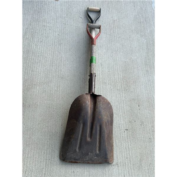 Metal Shovels (2)