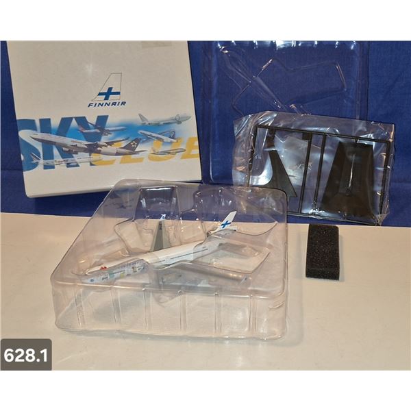 628. Diecast Finnair MD-11 "Moomins Express" Airplane 1:400 - 1990s, new in box