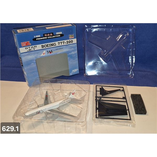 629. Diecast Star Jet Boeing 777-200 JAP Japan Airlines Airplane - Hasigawa, new in box