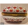 Image 2 : 646. Porcelain hand-painted miniature purse (handbag) - 22k gold trim, 3 x 2 1/2 inches tall - no da