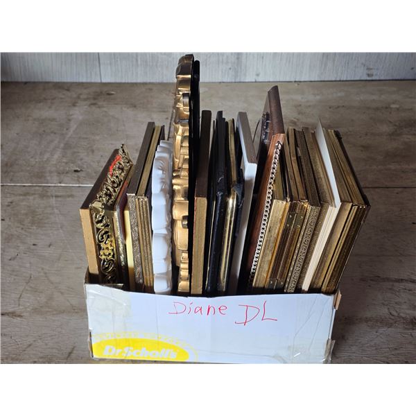 Lot of picture frames