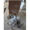 Image 3 : Lot of various glass ware/ dishes