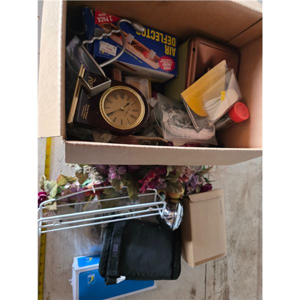 Lot of misc items- décor