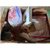 Image 2 : Lot of misc items- hair curlers and décor