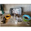 Image 1 : Lot of misc items- décor and dishes