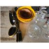 Image 2 : Lot of misc items- décor and dishes
