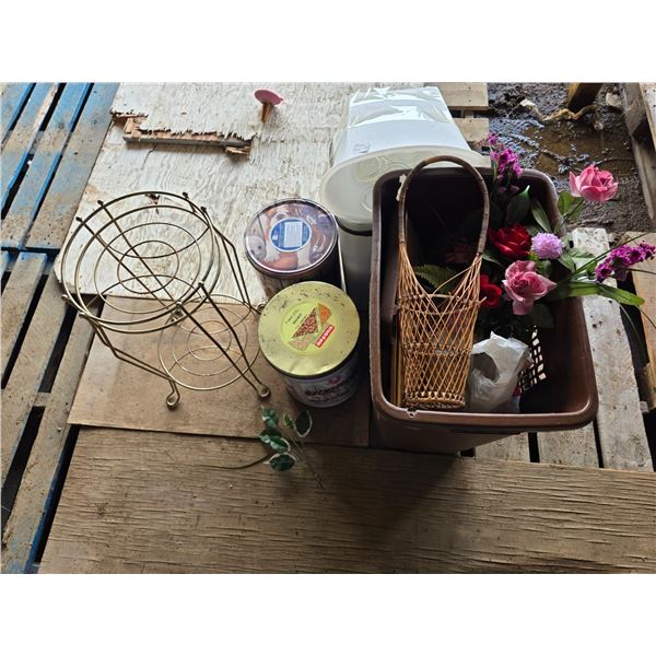 Pallet of misc items- plant stand- 24"H