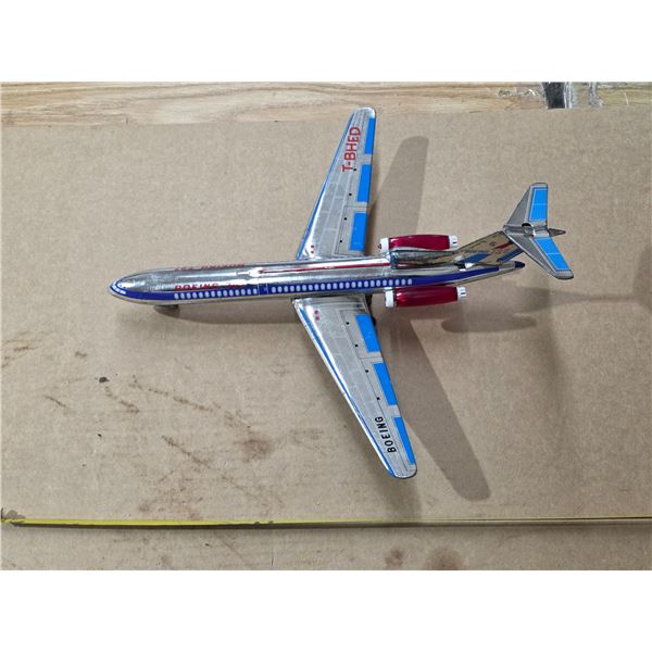 Friction toy air plane boeing 747- 15"L